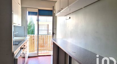 Appartement 4 pièces de 74 m² à Paris (75014)