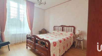 House 3 rooms of 74 m² in Lamnay (72320)