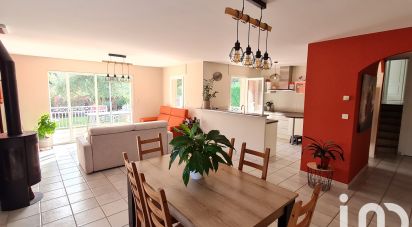 House 5 rooms of 121 m² in Les Tourrettes (26740)