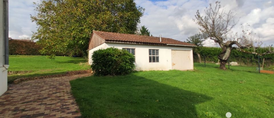 Traditional house 5 rooms of 156 m² in Laizé (71870)