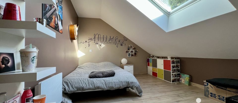 Maison d’architecte 8 pièces de 201 m² à Saint-Lô (50000)