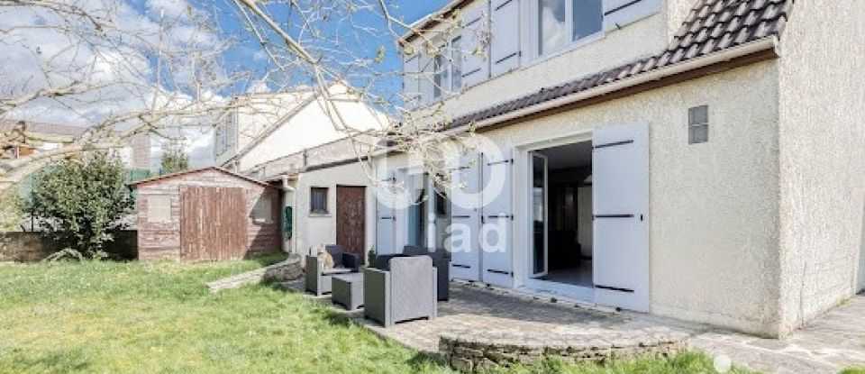 Maison 4 pièces de 88 m² à Brie-Comte-Robert (77170)