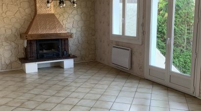 Maison 3 pièces de 77 m² à Soucy (89100)