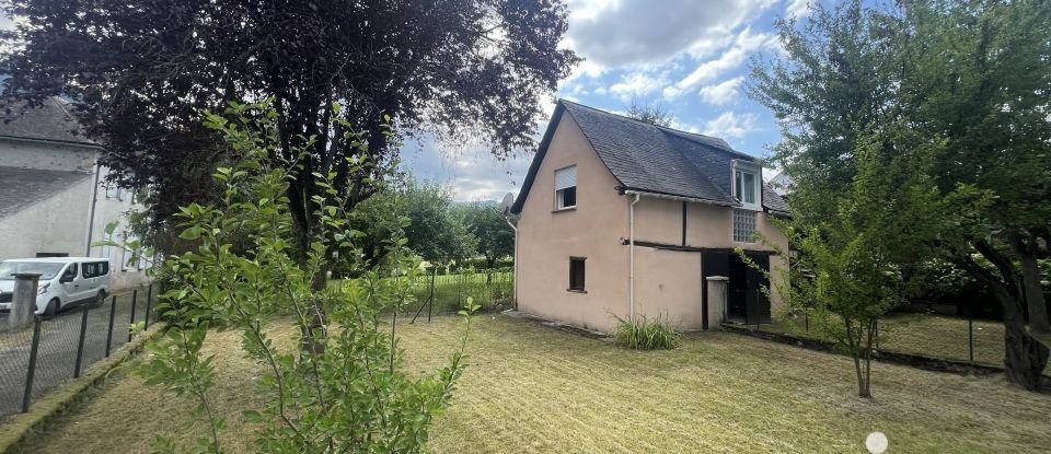 Maison de village 4 pièces de 88 m² à Orgibet (09800)