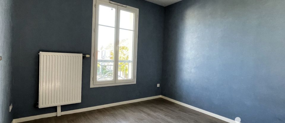 House 4 rooms of 82 m² in Saint-Cyr-en-Val (45590)