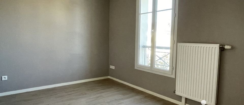 House 4 rooms of 82 m² in Saint-Cyr-en-Val (45590)