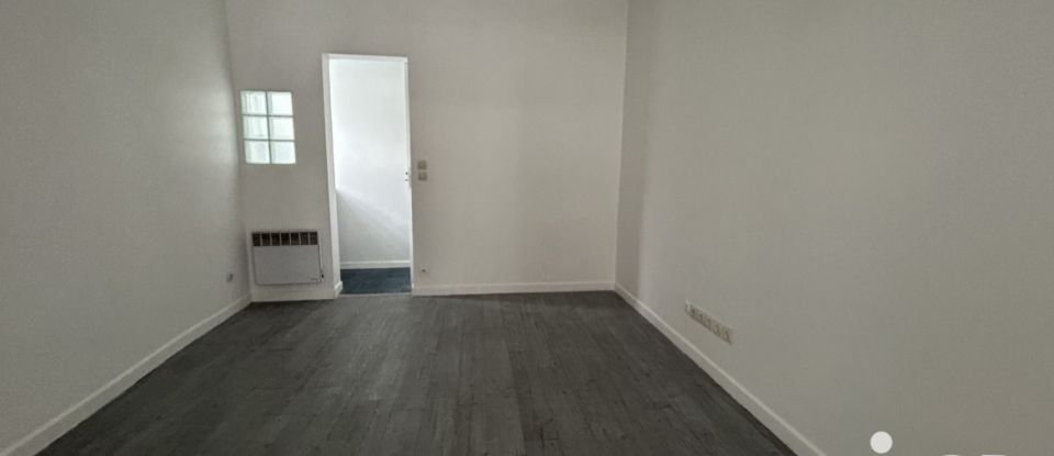 Appartement 3 pièces de 70 m² à Montreuil (93100)