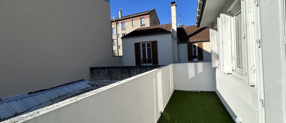 Appartement 3 pièces de 70 m² à Montreuil (93100)