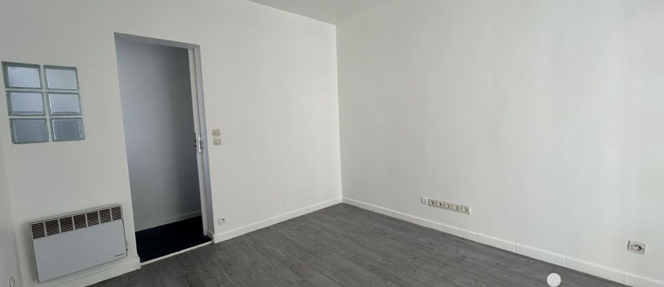 Appartement 3 pièces de 70 m² à Montreuil (93100)