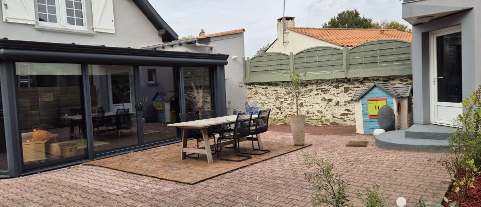 Traditional house 5 rooms of 126 m² in La Mothe-Achard (85150)