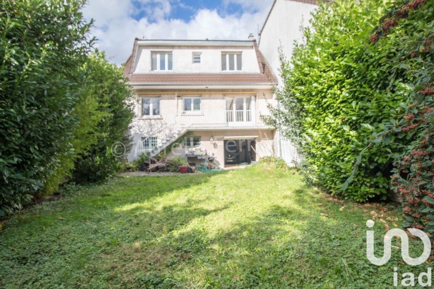 Maison 7 pièces de 140 m² à Ormesson-sur-Marne (94490)