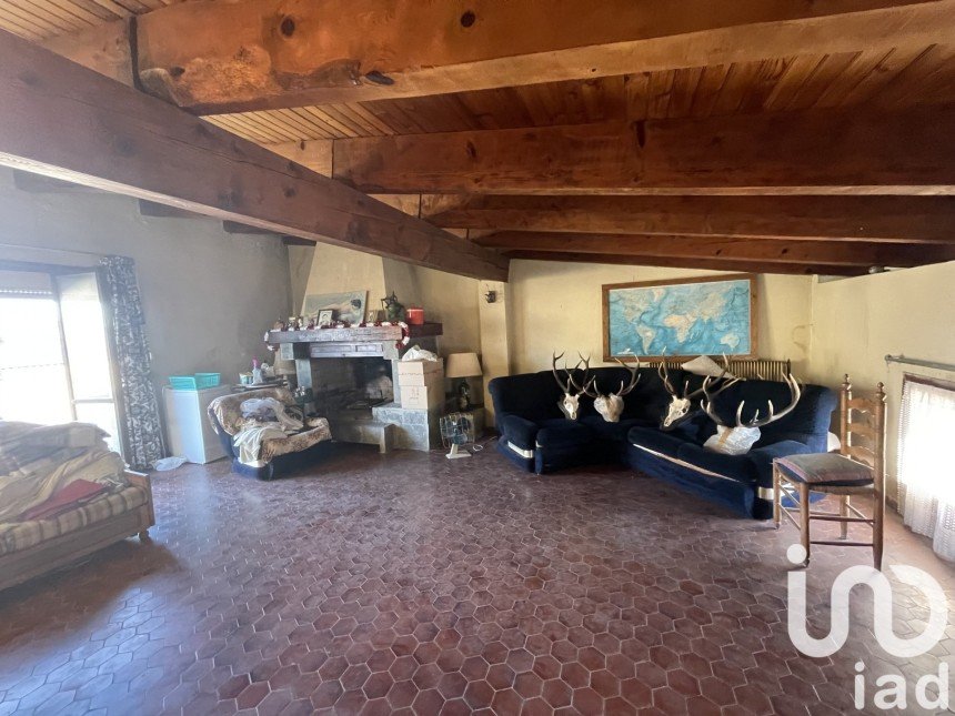 House 5 rooms of 226 m² in Perpignan (66000)