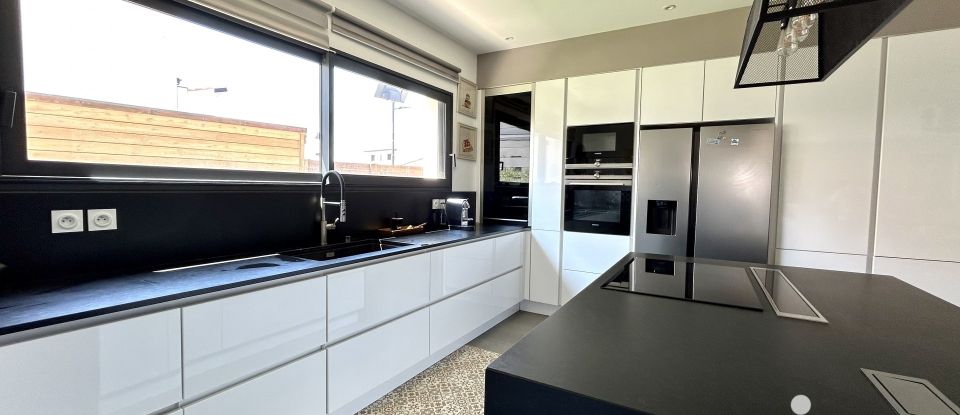 Maison 4 pièces de 142 m² à Pollestres (66450)