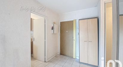 Apartment 2 rooms of 50 m² in Saint-Denis (93200)