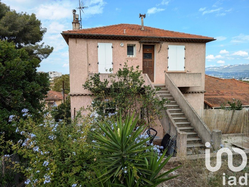 Maison 6 pièces de 118 m² à La Seyne-sur-Mer (83500)