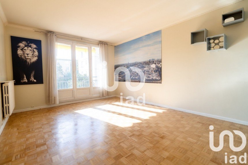 Appartement 3 pièces de 61 m² à L'Haÿ-les-Roses (94240)