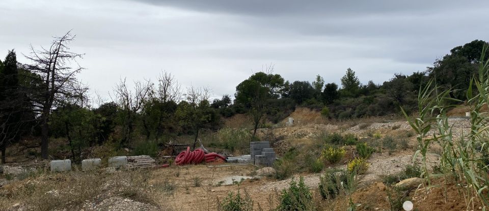 Land of 1,027 m² in Saint-André-de-Roquelongue (11200)