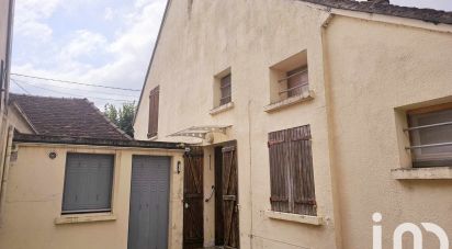 Town house 5 rooms of 99 m² in Villeneuve-sur-Yonne (89500)