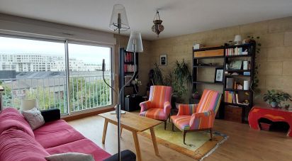 Apartment 4 rooms of 80 m² in Bordeaux (33800)