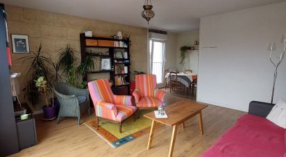 Appartement 4 pièces de 80 m² à Bordeaux (33800)