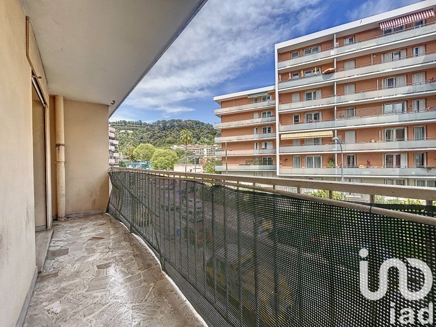 Appartement 4 pièces de 83 m² à Nice (06300)