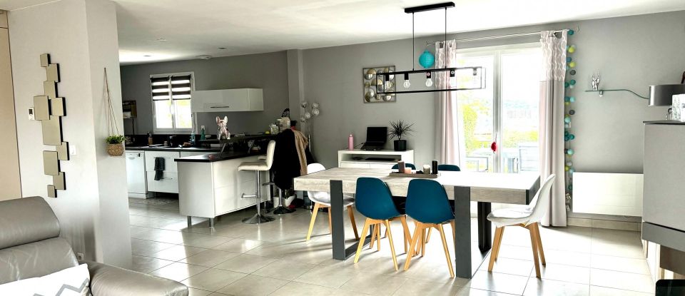 Maison 5 pièces de 112 m² à Crégy-lès-Meaux (77124)