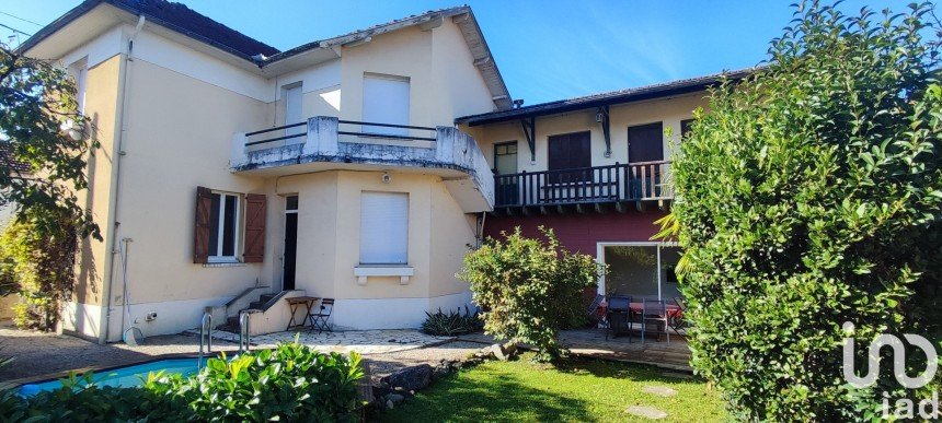 Maison 6 pièces de 171 m² à Tarbes (65000)