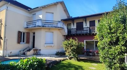 Maison 6 pièces de 171 m² à Tarbes (65000)