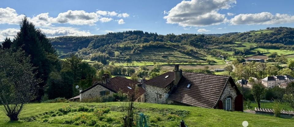 Traditional house 2 rooms of 74 m² in Terrou (46120)