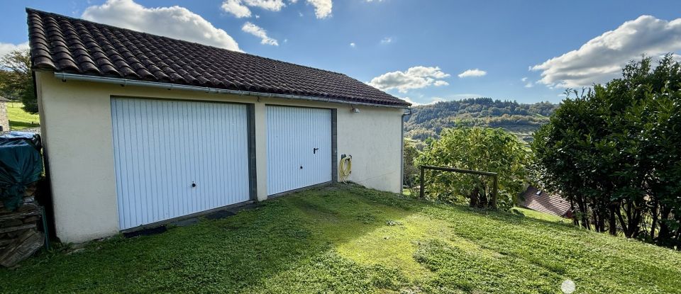 Maison traditionnelle 2 pièces de 74 m² à Terrou (46120)