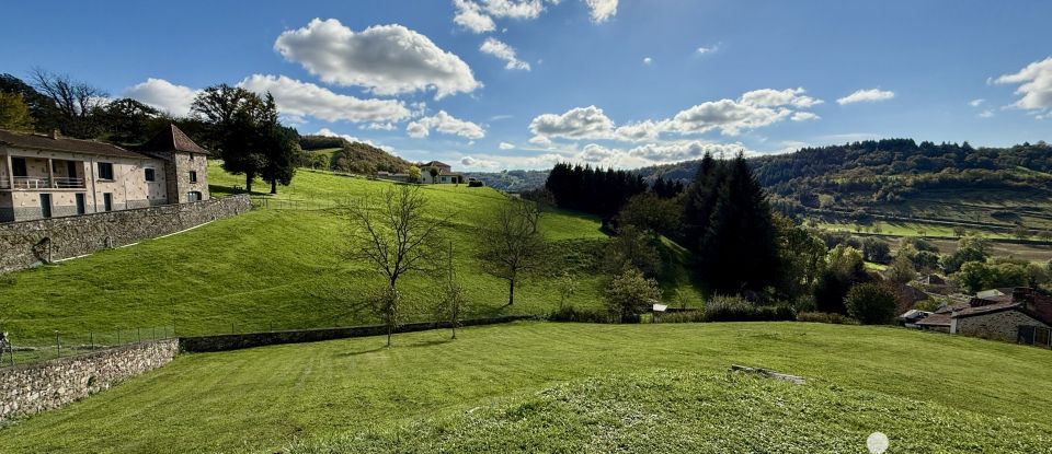 Maison traditionnelle 2 pièces de 74 m² à Terrou (46120)