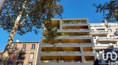 Apartment 4 rooms of 98 m² in Les Lilas (93260)