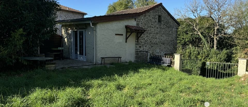 Maison de village 2 pièces de 51 m² à Châteauponsac (87290)