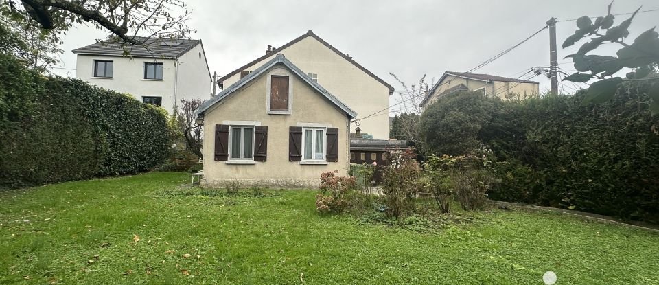 Maison traditionnelle 7 pièces de 135 m² à Clamart (92140)