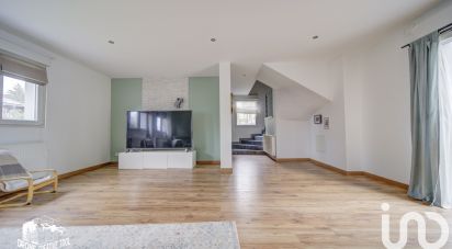 Maison 8 pièces de 190 m² à Boulay-Moselle (57220)