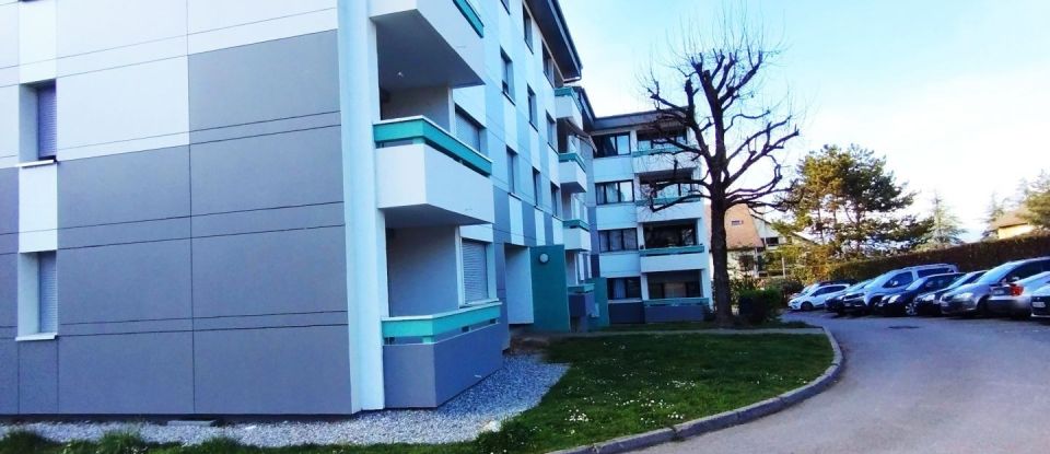 Apartment 3 rooms of 74 m² in Saint-Julien-en-Genevois (74160)