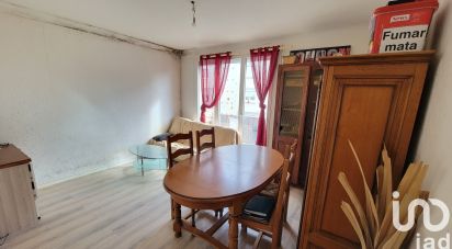 Apartment 3 rooms of 55 m² in Lourdes (65100)