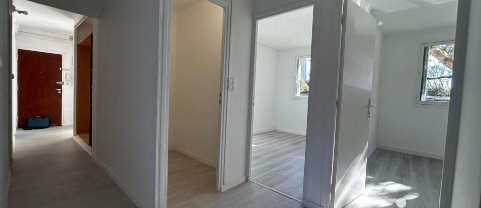 Appartement 6 pièces de 83 m² à - (59600)