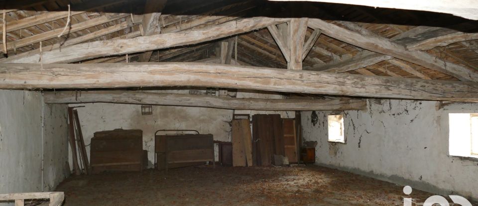 Maison de campagne 6 pièces de 130 m² à Souvigné (16240)