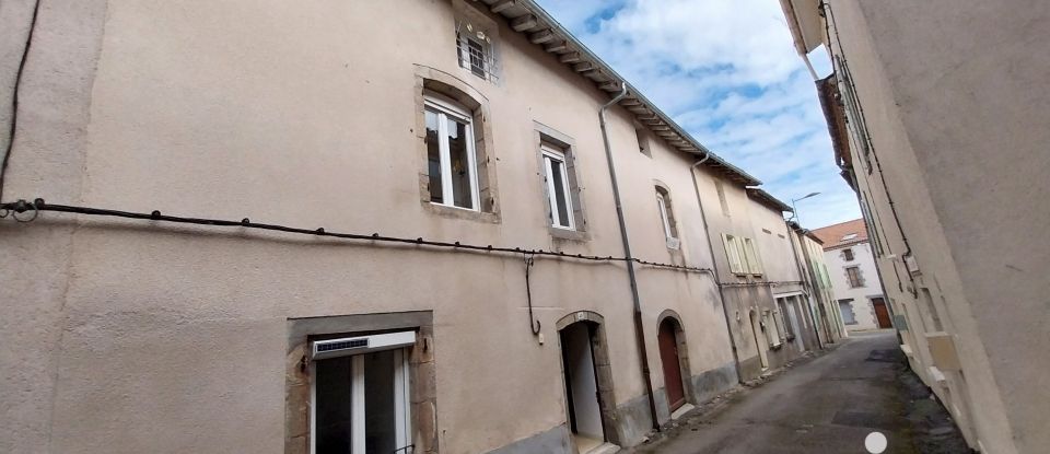 Maison 4 pièces de 132 m² à Le Dorat (87210)