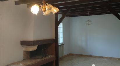 Traditional house 5 rooms of 125 m² in Dému (32190)