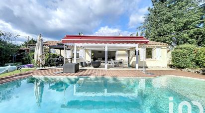 House 4 rooms of 130 m² in Saint-Paul-en-Forêt (83440)