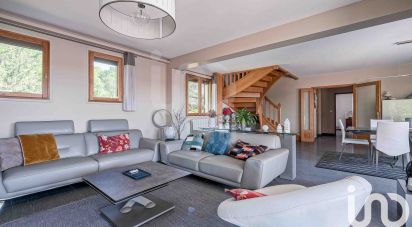 Maison d’architecte 8 pièces de 245 m² à Gouvernes (77400)