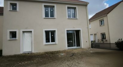 Maison 5 pièces de 105 m² à Juziers (78820)