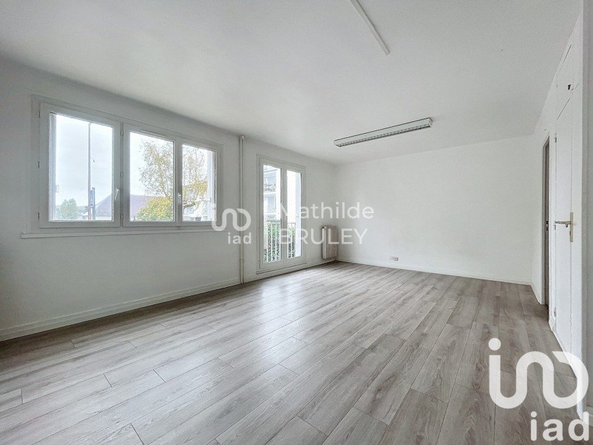 Studio 1 pièce de 35 m² à Dourdan (91410)