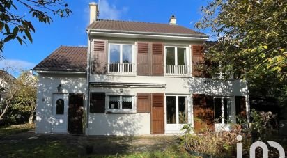 House 8 rooms of 130 m² in Boissy-Saint-Léger (94470)