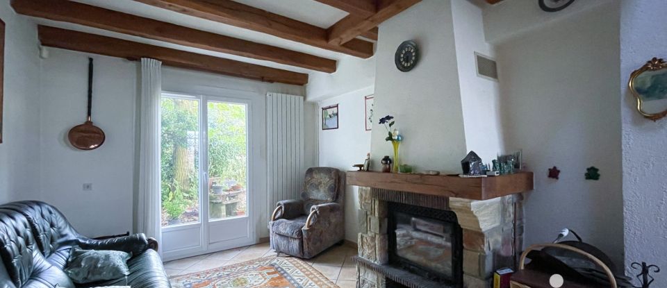 House 8 rooms of 130 m² in Boissy-Saint-Léger (94470)