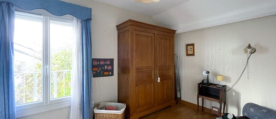 House 8 rooms of 130 m² in Boissy-Saint-Léger (94470)