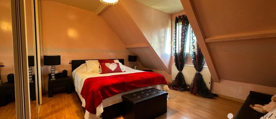 Traditional house 6 rooms of 136 m² in Moret Loing et Orvanne (77250)