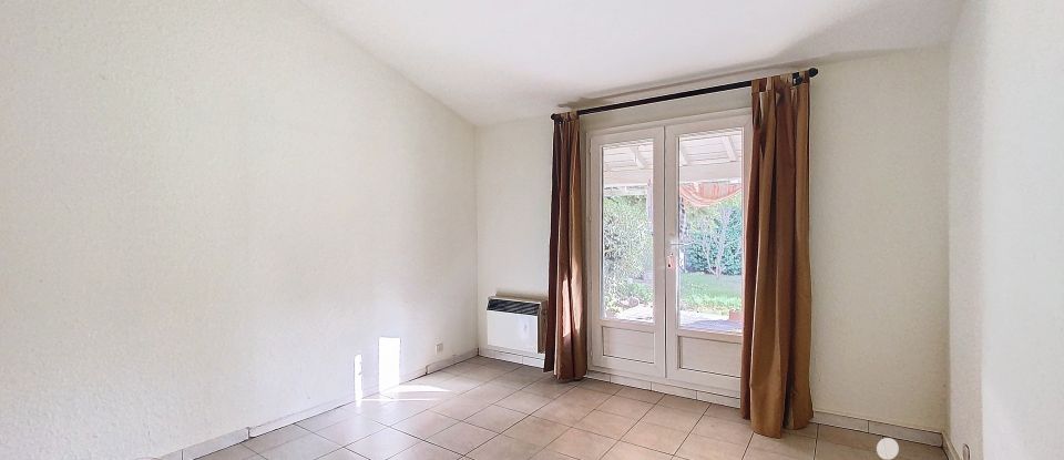 Maison traditionnelle 4 pièces de 99 m² à Morières-lès-Avignon (84310)